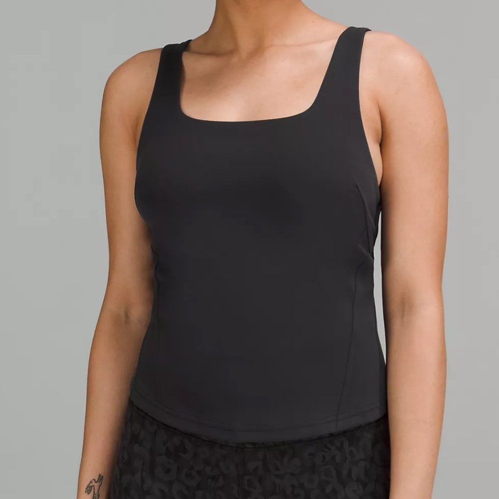 lululemon InStill Tank in Black sz 2